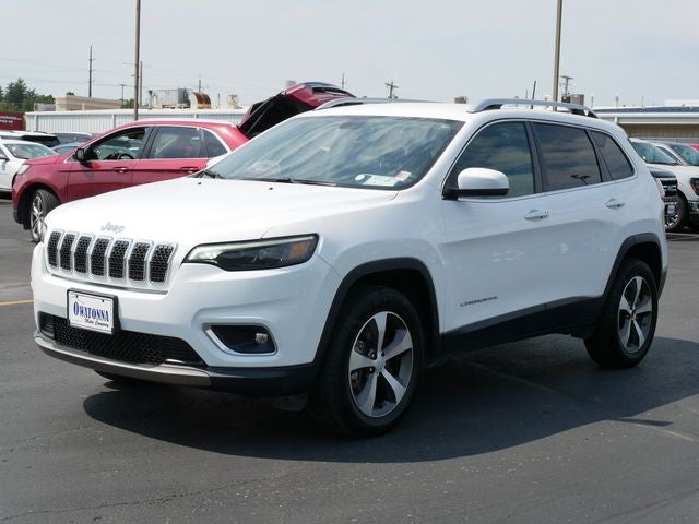 Used 2020 Jeep Cherokee Limited with VIN 1C4PJMDX8LD647687 for sale in Owatonna, MN