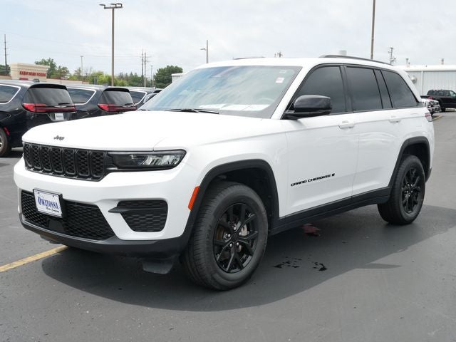 Certified 2024 Jeep Grand Cherokee Altitude with VIN 1C4RJHAG1RC251670 for sale in Owatonna, Minnesota