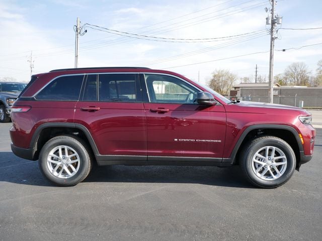 2026 Jeep Grand Cherokee Laredo