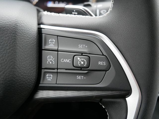 2026 Jeep Grand Cherokee Laredo