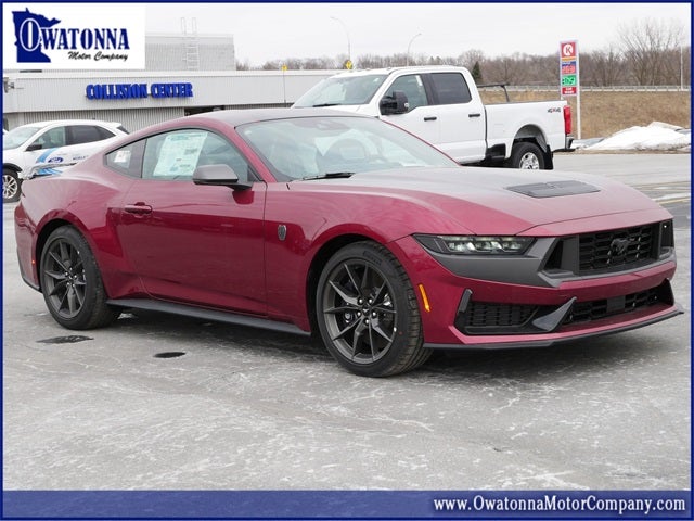 2025 Ford Mustang Dark Horse