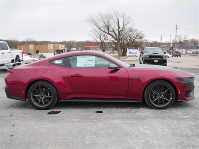2025 Ford Mustang Dark Horse