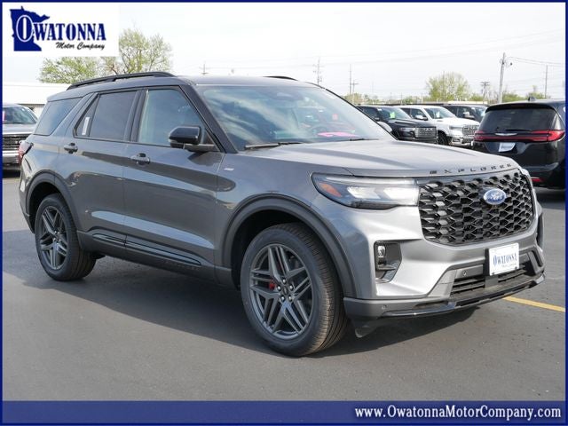 2026 Ford Explorer ST-LINE 4WD's photo