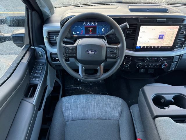 2027 Ford F-350SD XLT
