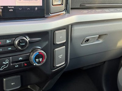 2027 Ford F-350SD XLT