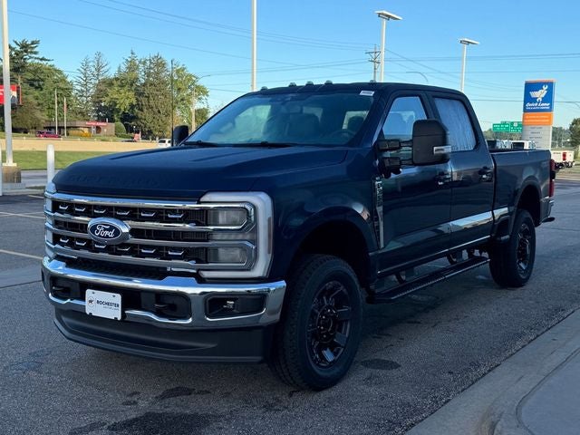 2027 Ford F-350SD XLT