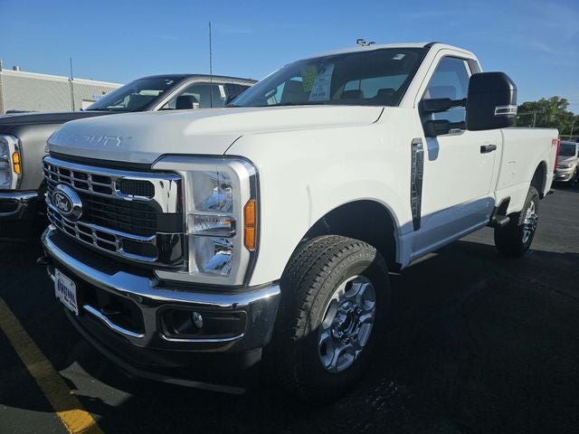 2027 Ford F-350SD XLT