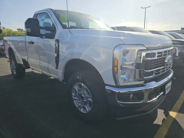 2027 Ford F-350SD XLT