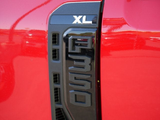 2027 Ford F-350SD XL