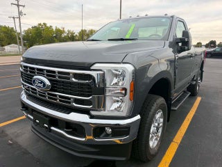 2027 Ford F-350SD XLT