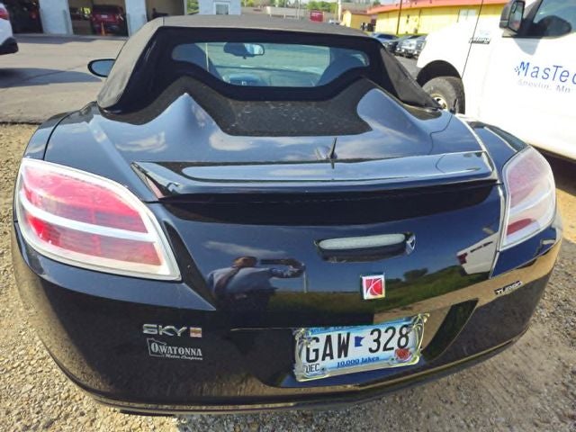 2008 Saturn Sky Red Line
