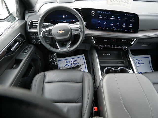 2025 Chevrolet Suburban LT