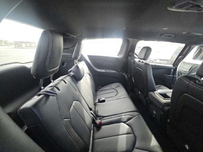 2027 Chrysler Pacifica Select 27L