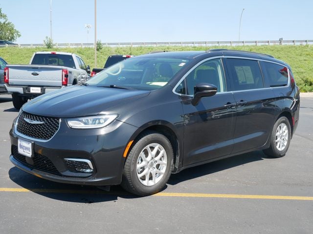Used 2022 Chrysler Pacifica Touring L with VIN 2C4RC1BG8NR128756 for sale in Owatonna, Minnesota
