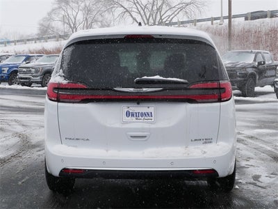 2026 Chrysler Pacifica Limited