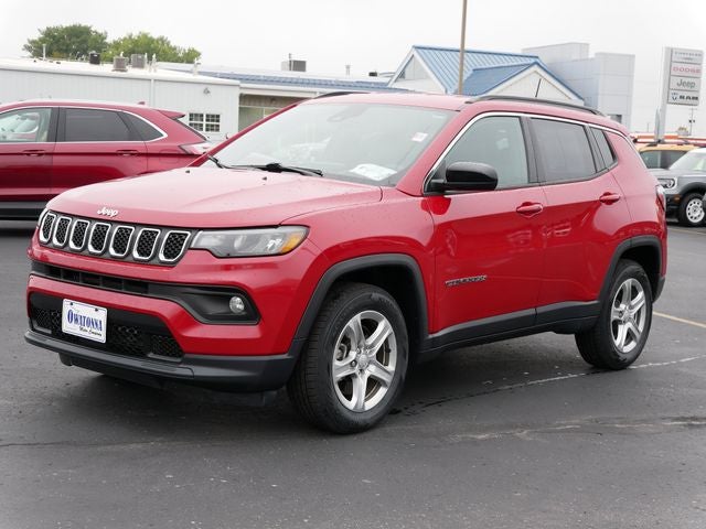 Used 2024 Jeep Compass Latitude with VIN 3C4NJDBN7RT606298 for sale in Owatonna, Minnesota