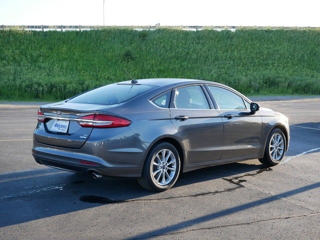 Used 2017 Ford Fusion SE with VIN 3FA6P0HD3HR367019 for sale in Owatonna, Minnesota