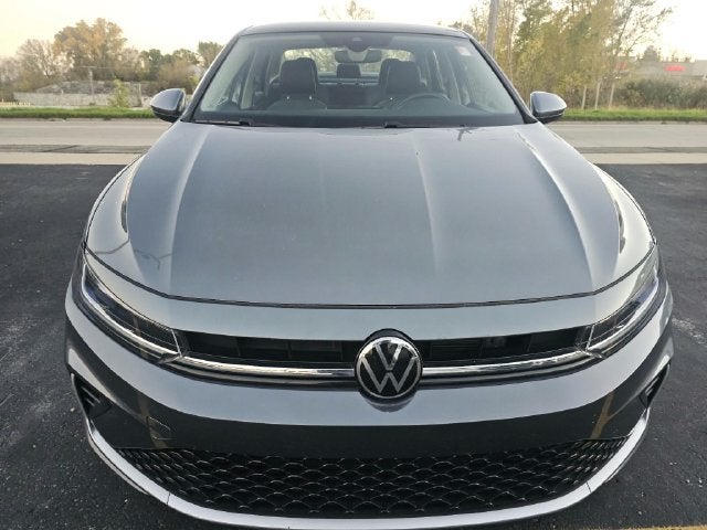 Used 2025 Volkswagen Jetta SE with VIN 3VW7X7BU6SM016347 for sale in Owatonna, Minnesota