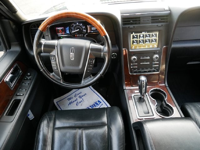2016 Lincoln Navigator Select
