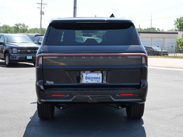 2026 Lincoln Navigator L Reserve